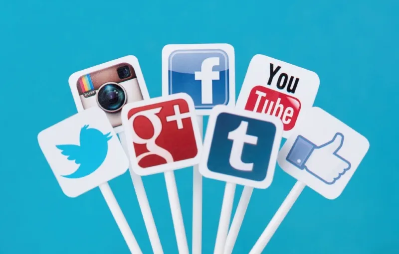 ý tưởng marketing qua mạng xã hội từ việc tiếp quản truyền thông xã hội