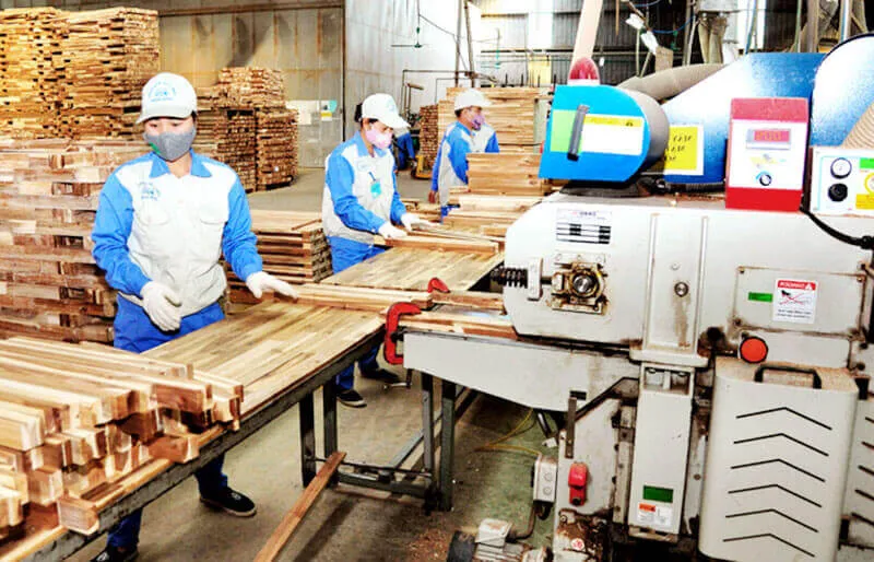 Khó khăn của các doanh nghiệp xưởng gỗ khi quản lý